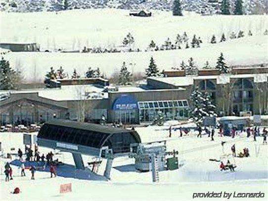 The Inn At Аспън Екстериор снимка